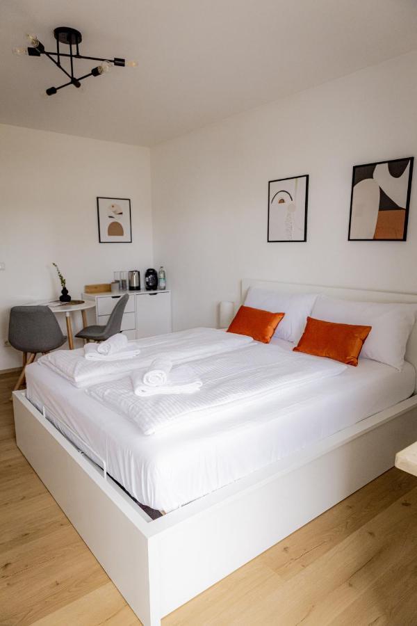 !Goldpath! Passau - Spitalhof I Modern I Wlan I Kueche I Balkon I Smarttv Mit Wipu Daire Dış mekan fotoğraf